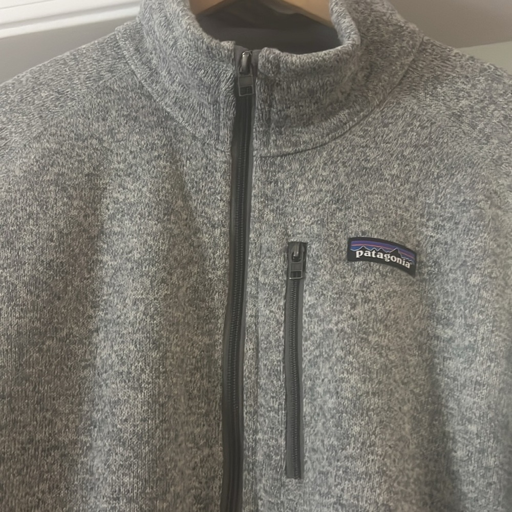 Patagonia men’s sweater jacket - Picture 3 of 5